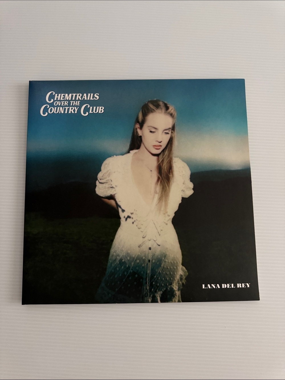Lana Del Rey — Chemtrails Over The Country Club Vinyl